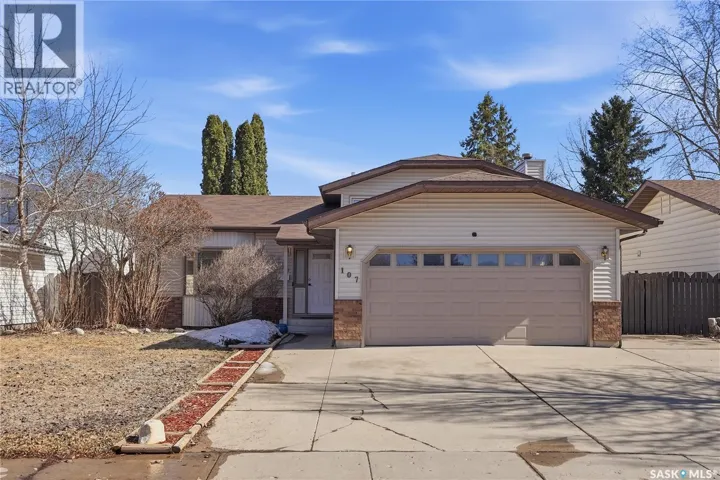107 Armstrong CRESCENT, Saskatoon, Saskatchewan S7N3M4