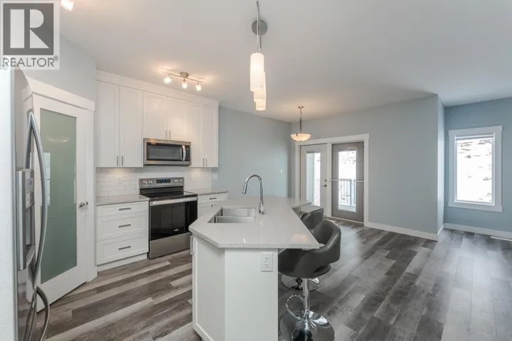 402 2425 ROWE STREET, Prince George, British Columbia V2N0J3