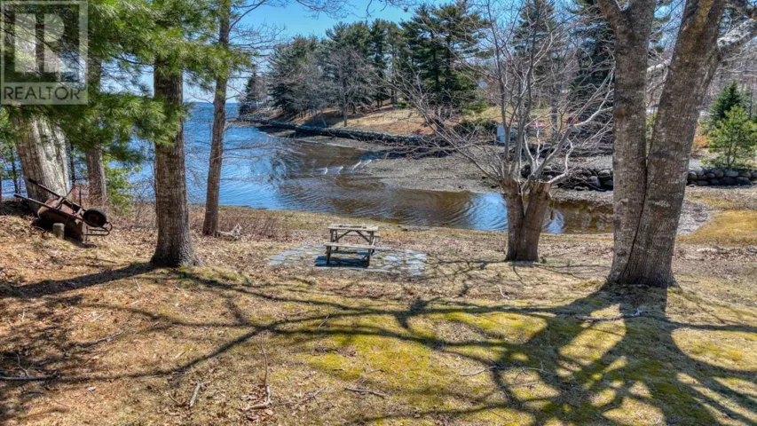 1915 Highway 331, Pleasantville, Nova Scotia B0R1G0