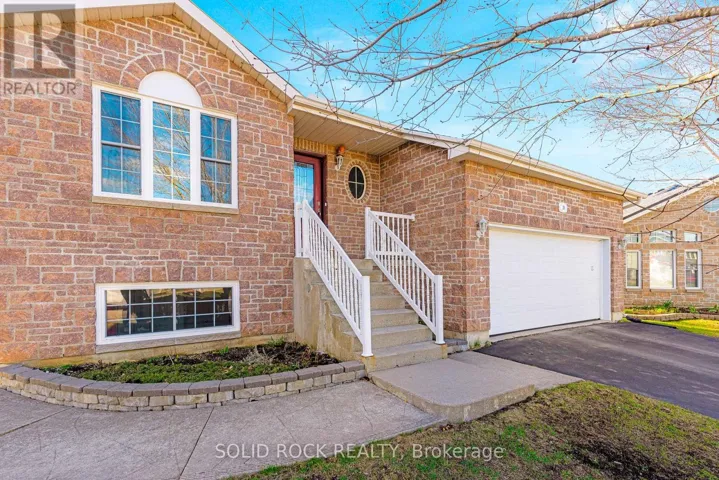 26 REGENCY PLACE, Brockville, Ontario K6V7M5