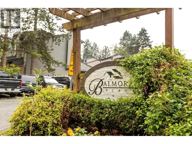 202 BALMORAL PLACE, Port Moody, British Columbia V3H4B9