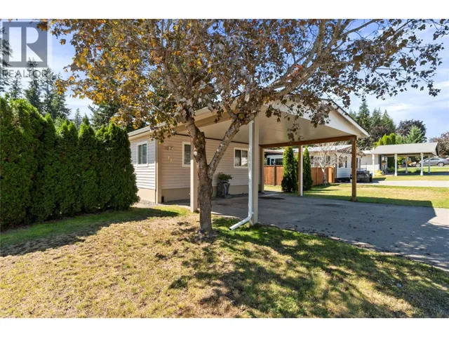 1361 30 Street SE Unit# 16, Salmon Arm, British Columbia V1E2N4