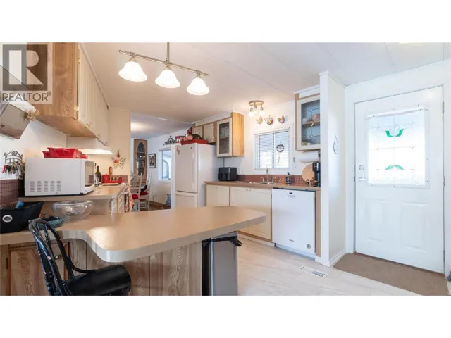 1361 30 Street SE Unit# 16, Salmon Arm, British Columbia V1E2N4