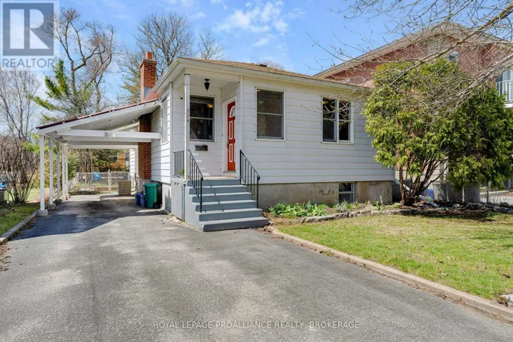 524 COLLEGE STREET, Kingston (Central City East), Ontario K7L4M9