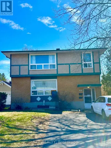 911 PINEWOOD CRESCENT, Ottawa, Ontario K2B5Y3
