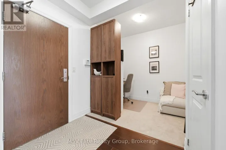 330 - 111 CIVIC SQUARE GATE, Aurora (Bayview Wellington), Ontario L4G0S6