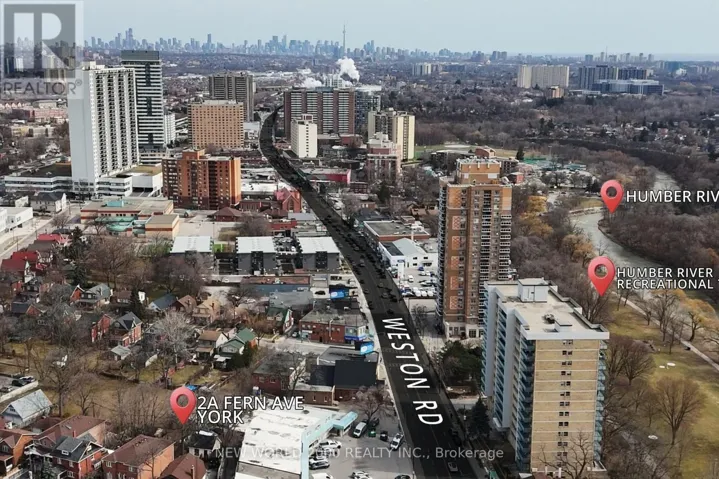 2A FERN AVENUE, Toronto (Weston), Ontario M9N1M1