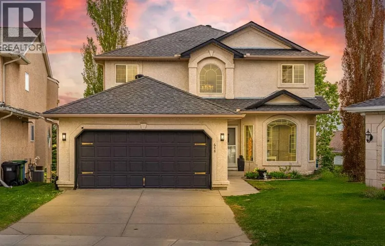 648 Scimitar Bay NW, Calgary, Alberta T3L2B2