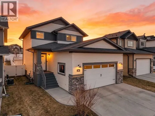 26 Cole Way, Sylvan Lake, Alberta T4S0L6