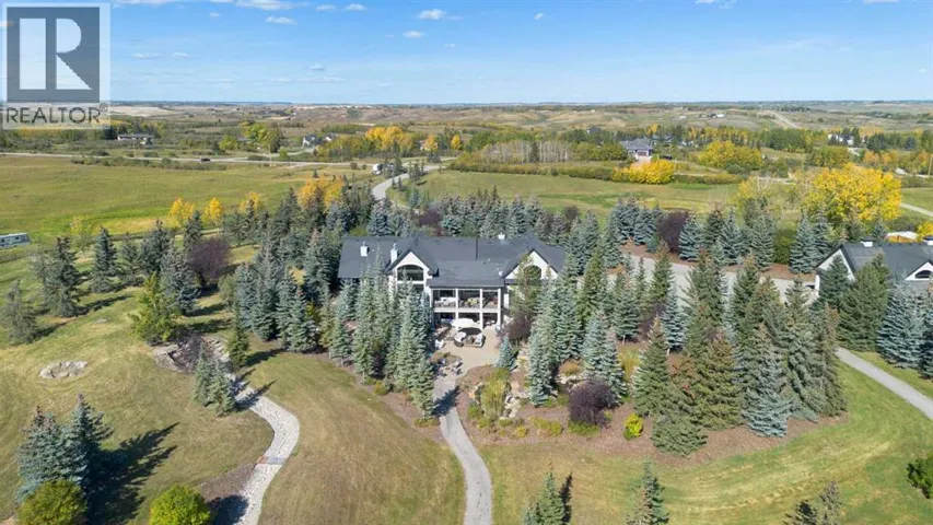 32045 Willow Way, Rural Rocky View County, Alberta T4C2Y4