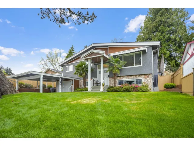 9027 PRINCE CHARLES BOULEVARD, Surrey, British Columbia V3V1R7