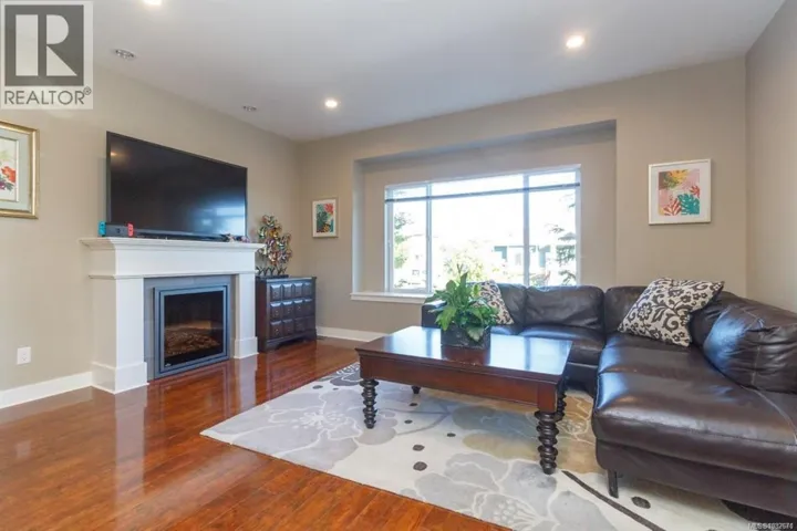 1227 Freshwater Cres, Langford, British Columbia V9B0L9