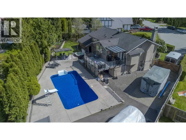 2541 MONTROSE WAY, Squamish, British Columbia V0N1T0