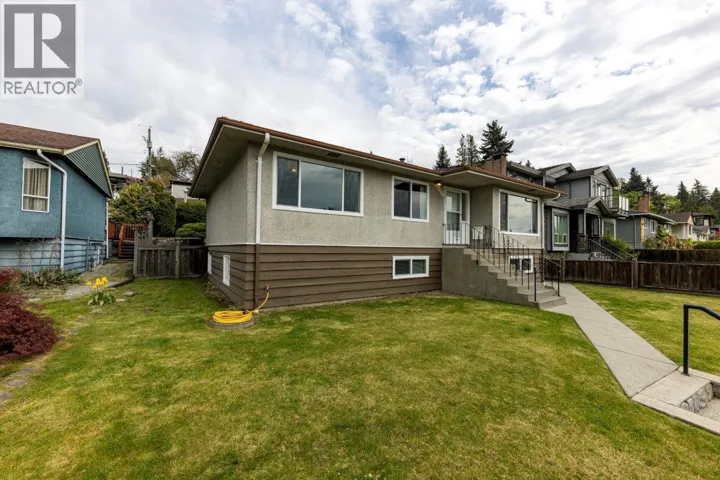 4581 SUNLAND PLACE, Burnaby, British Columbia V5J3A3