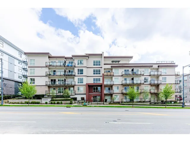 323 13768 108 AVENUE, Surrey, British Columbia V3T0L9