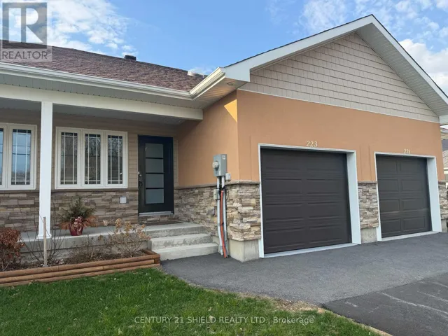 223 THIRD STREET W, Cornwall, Ontario K6J0B6