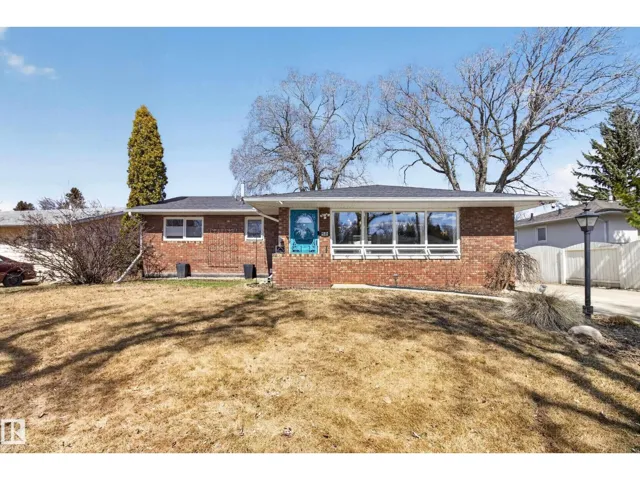 923 COTTONWOOD AV, Sherwood Park, Alberta T8A1Z5