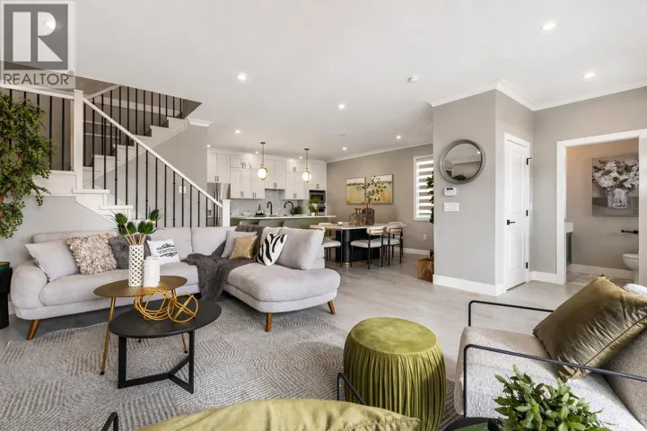 1 1211 THOMAS AVENUE, Coquitlam, British Columbia V3K2L1