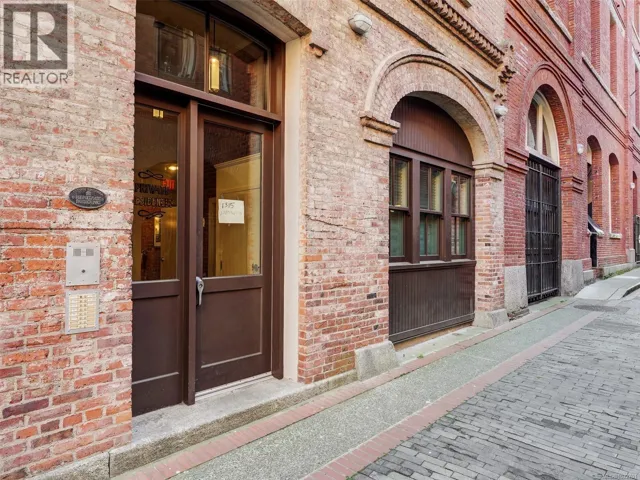 301 1315 Waddington Alley, Victoria, British Columbia V8W0B2