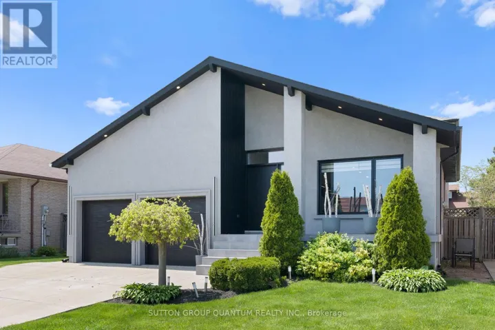 17 CLEARVIEW DRIVE, Hamilton (Stoney Creek), Ontario L8K4Y4