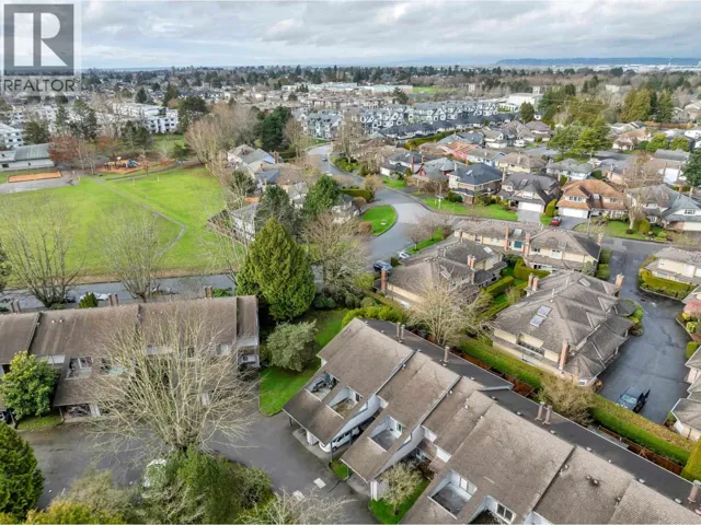 8 7300 LEDWAY ROAD, Richmond, British Columbia V7C4N9