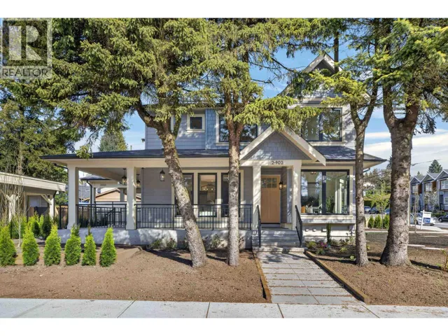 2 902 FIRST STREET, New Westminster, British Columbia V3L2J2