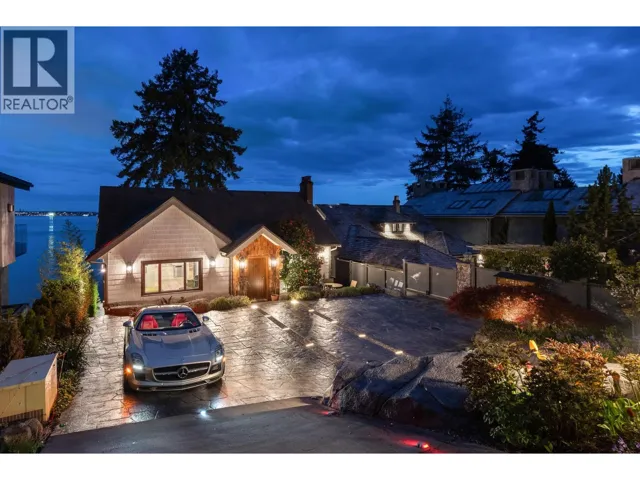 3298 RADCLIFFE AVENUE, West Vancouver, British Columbia V7V1G6