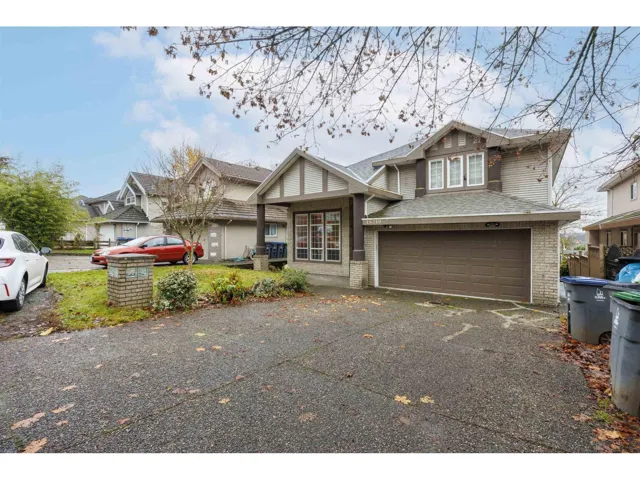 15210 82 AVENUE, Surrey, British Columbia V3S9B4
