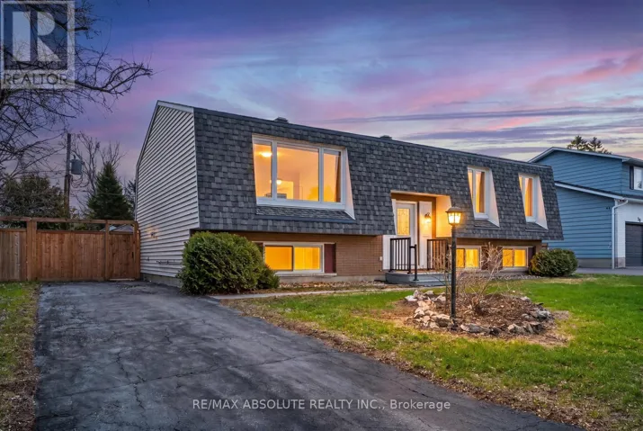 33 OWLSHEAD ROAD, Ottawa, Ontario K0A3P0