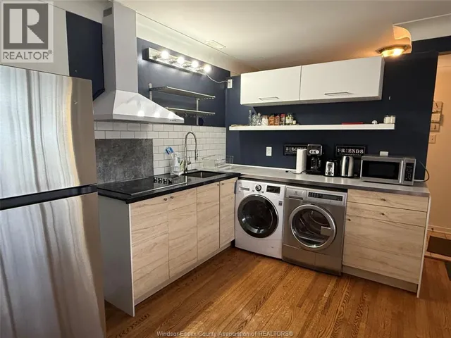 888 CATARAQUI STREET Unit# UPPER, Windsor, Ontario N9A3P4