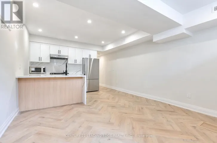 LOWER - 53 BOON AVENUE, Toronto (Corso Italia-Davenport), Ontario M6E3Z2