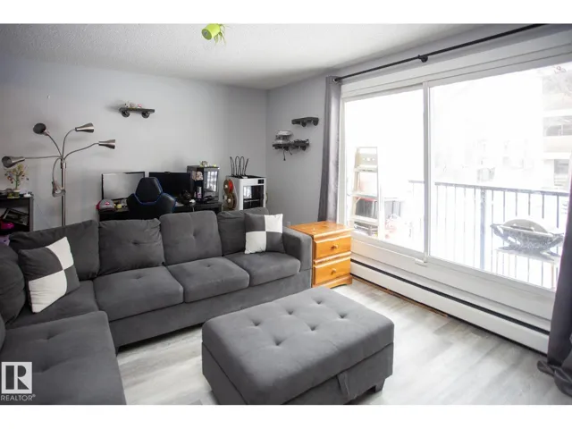 #201 10606 123 ST NW, Edmonton, Alberta T5N1P2