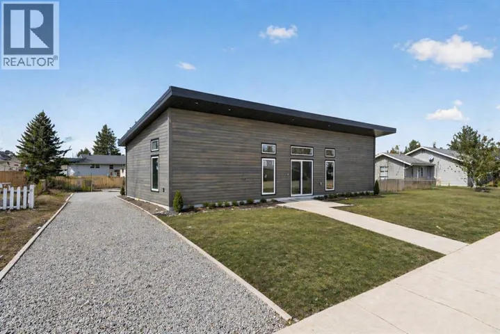 14 7 Avenue NE, Three Hills, Alberta T0M2N0