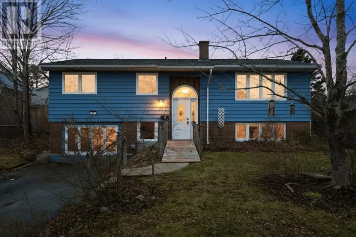 27 Attwood Crescent, Dartmouth, Nova Scotia B2V1G6