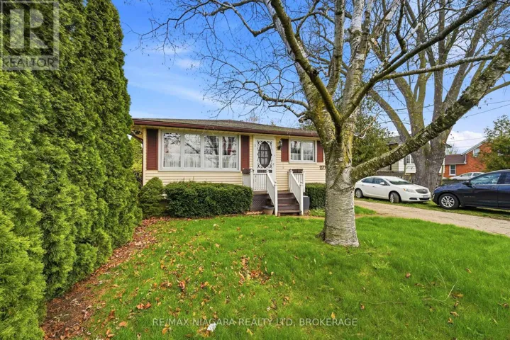 277 LAKESHORE ROAD, St. Catharines (Lakeshore), Ontario L2M1R9