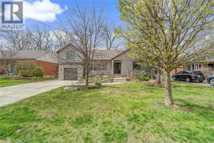 2123 DEYNCOURT Drive, Burlington, Ontario L7R1W2