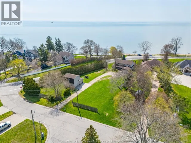 495 LAKE DRIVE, Kingsville, Ontario N9Y3S6