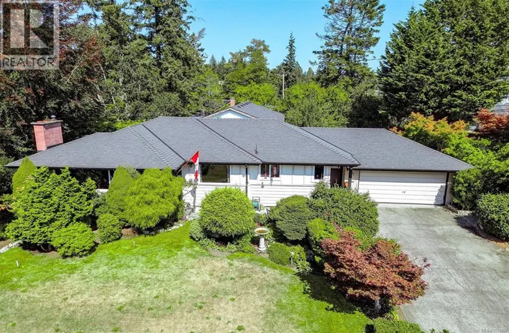1288 Roy Rd, Saanich, British Columbia V8Z2X9