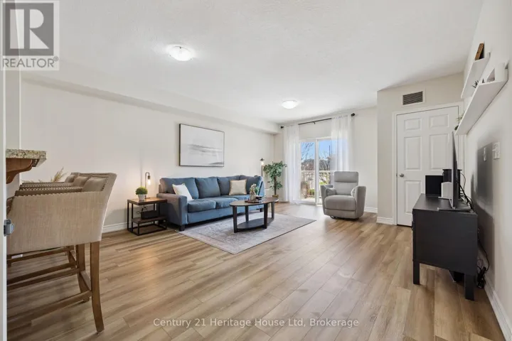 207 - 901 PAISLEY ROAD, Guelph (Willow West/Sugarbush/West Acres), Ontario N1K0A7