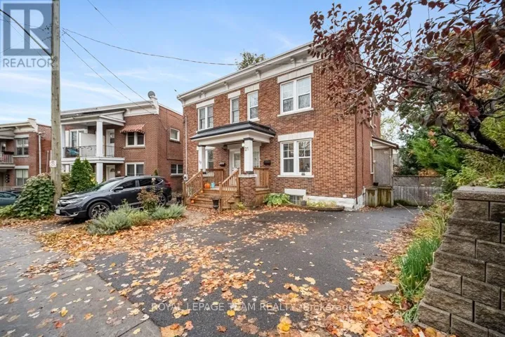 21 ACACIA AVENUE, Ottawa, Ontario K1M0P3