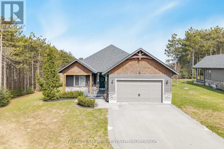 5 BOVILLE COURT, Oro-Medonte (Horseshoe Valley), Ontario L0L2L0