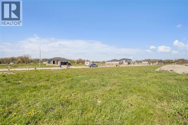 3673 FARROW AVENUE, Windsor, Ontario N9H0B3