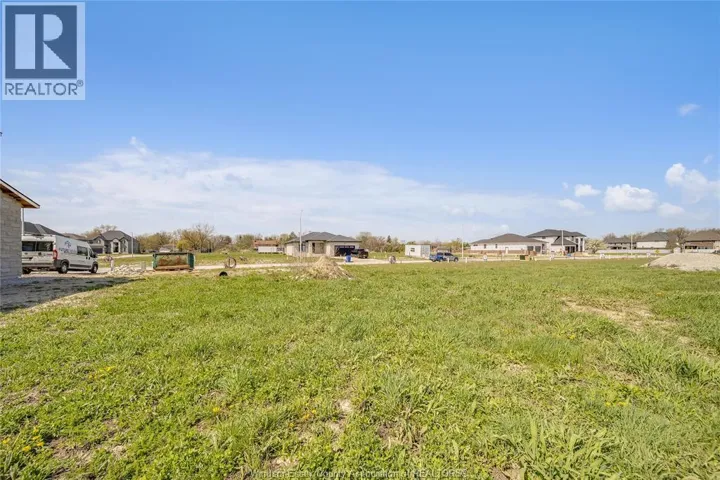 3662 FARROW AVENUE, Windsor, Ontario N9E0B3