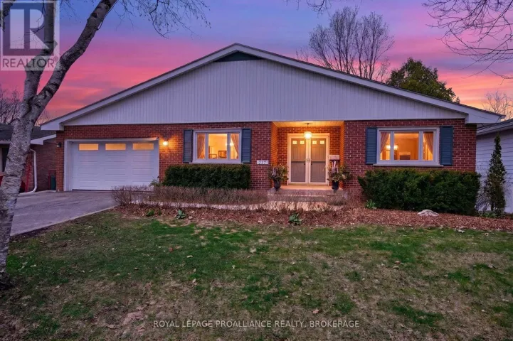 727 AYLMER CRESCENT, Kingston (South of Taylor-Kidd Blvd), Ontario K7M6E5