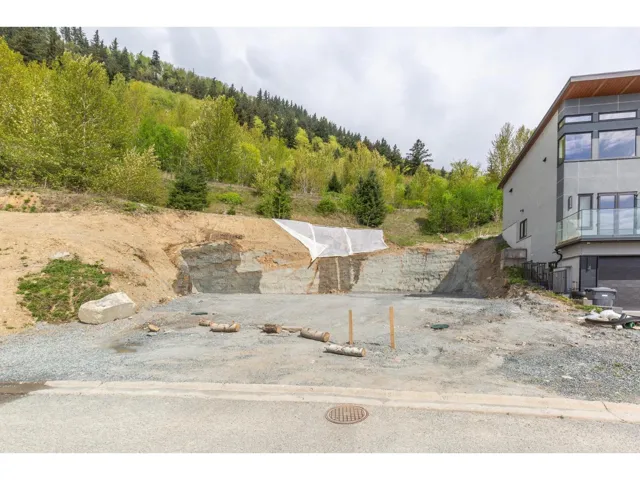 36483 ESTEVAN COURT, Abbotsford, British Columbia V3G0B2