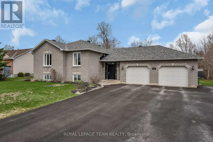 1517 BACK PLACE AVENUE, Ottawa, Ontario K4P1R3