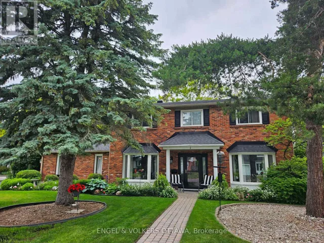 1 ERINLEA COURT, Ottawa, Ontario K2E7C8