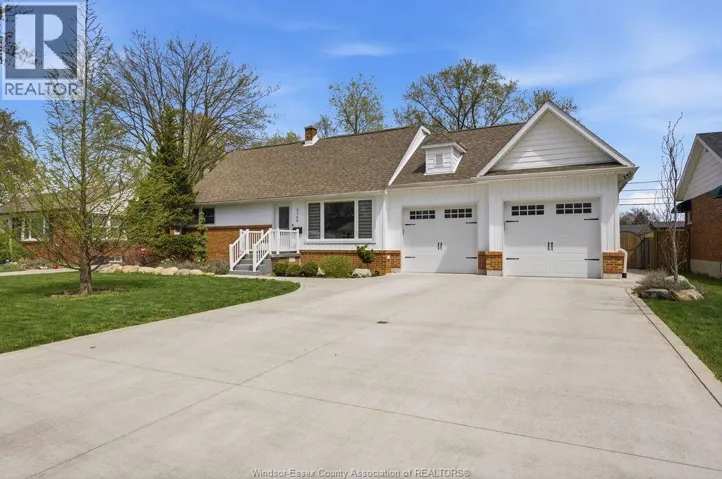 3160 DANDURAND AVENUE, Windsor, Ontario N9E2E6