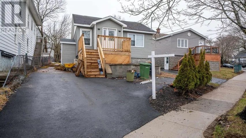 3658 Albert Street, Halifax Peninsula, Nova Scotia B3K3N8