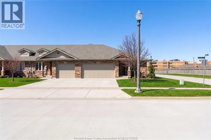 2505 CYPRESS AVENUE, Windsor, Ontario N8P1Y4